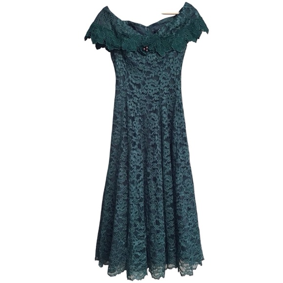 Chalet By Bari Protas Vintage Green Lace Dress Size 5/6 - Picture 1 of 16